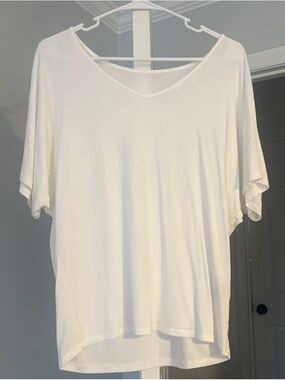 Courage B Women’s V-Neck Short Sleeve Tee - White
